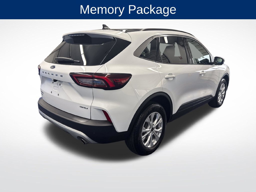 Used 2023 Ford Escape Active w/ Tech Pack #2 AWD/4WD image 5