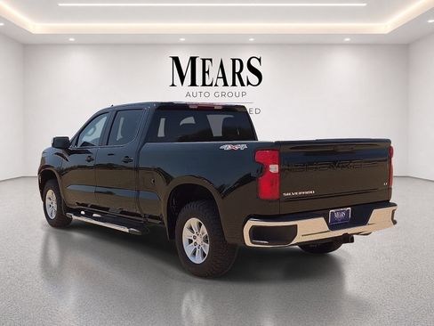 Used 2025 Chevrolet Silverado 1500 LT AWD/4WD image 3