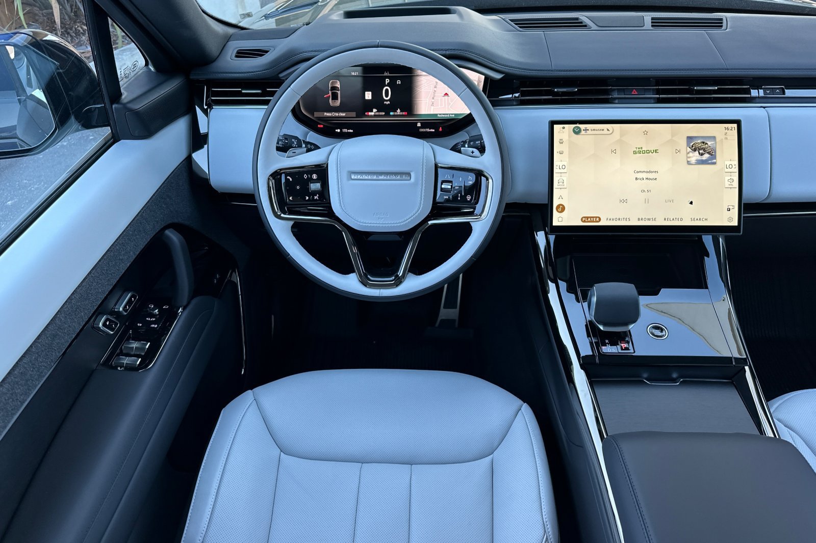 New 2027 Land Rover Range Rover Sport Dynamic SE AWD/4WD image 14