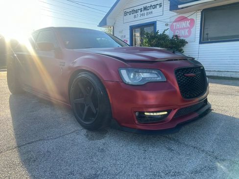 Used 2017 Chrysler 300 S w/ 300S Premium Group 2 w/2_L RWD image 5