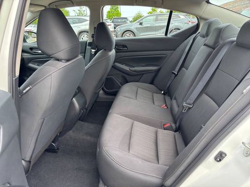 Used 2025 Nissan Altima 2.5 SV FWD image 21