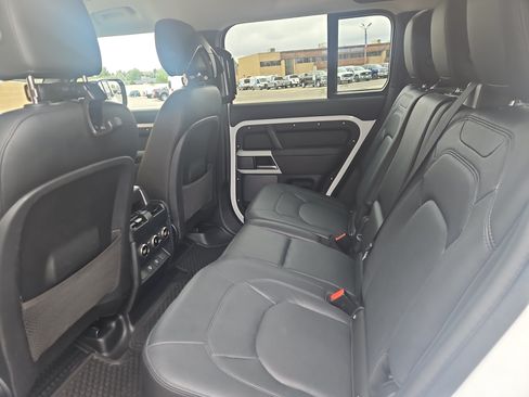 Used 2024 Land Rover Defender 110 S AWD/4WD image 4