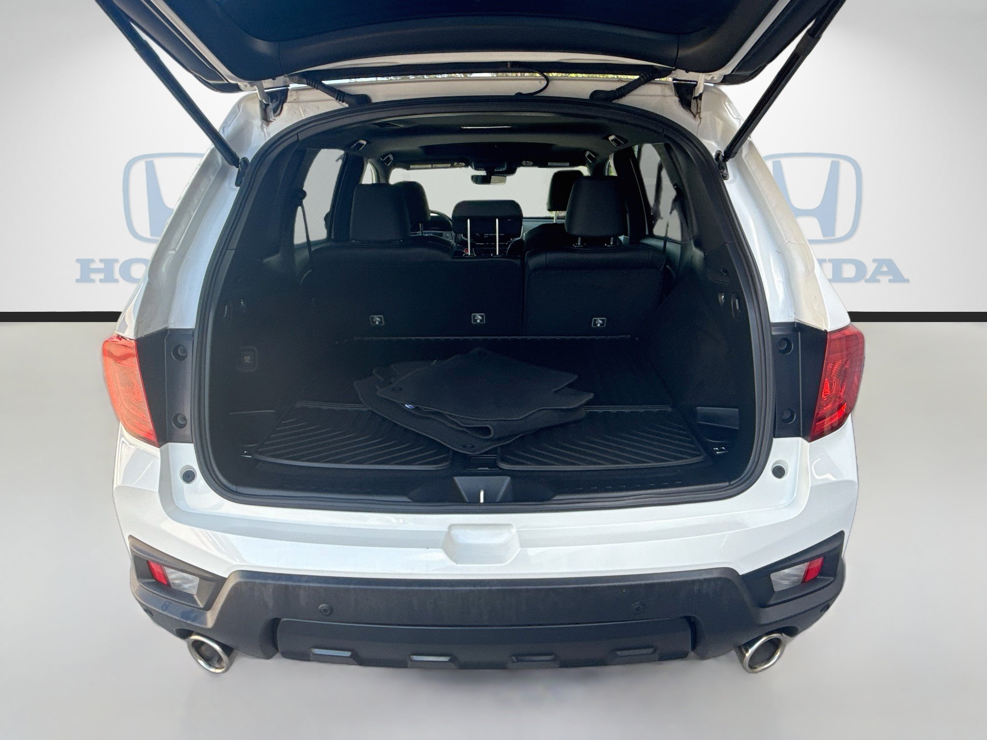 Used 2023 Honda Passport EX-L image 26