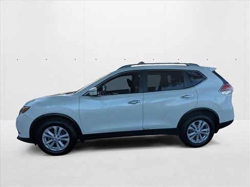 Used 2015 Nissan Rogue SV image 9