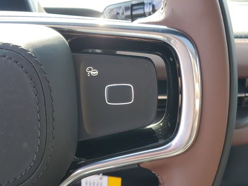 New 2026 Lincoln Navigator Reserve image 16