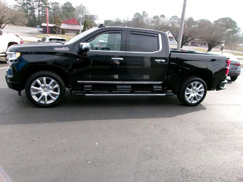 Certified 2022 Chevrolet Silverado 1500 High Country w/ High Country Premium Package image 6