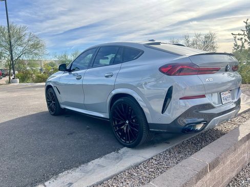 Used 2024 BMW X6 xDrive40i w/ M Sport Professional Package image 5