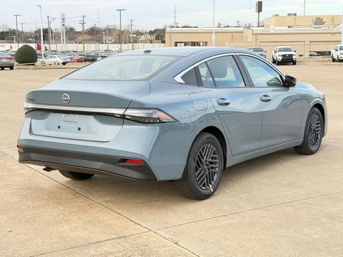 New 2026 Nissan Sentra SV image 6