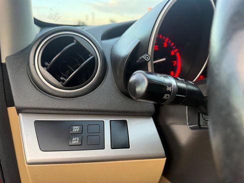 Used 2010 MAZDA MAZDA3 s Grand Touring image 32