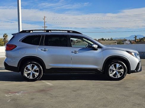 Certified 2024 Subaru Ascent Premium w/ Convenience Package image 9