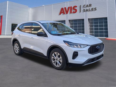 Used 2025 Ford Escape Active image 3