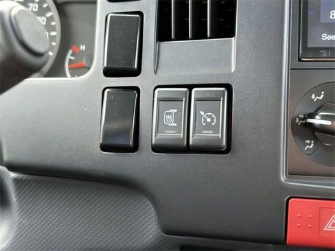 New 2024 Chevrolet Low Cab Forward image 18