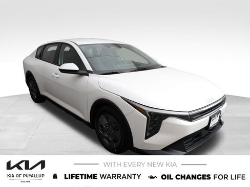New 2026 Kia K4 FWD image 3
