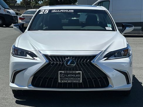Certified 2025 Lexus ES 300h w/ Premium Package FWD image 6