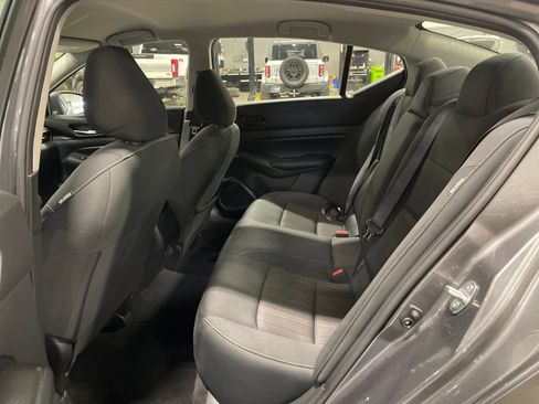 Used 2025 Nissan Altima 2.5 SV AWD/4WD image 14