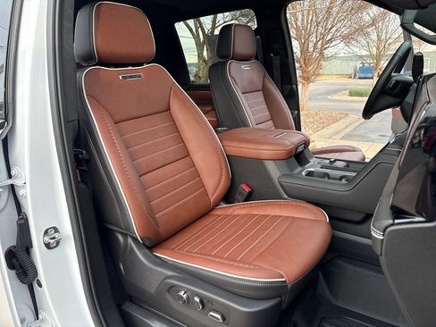 Certified 2025 GMC Sierra 2500 Denali Ultimate image 57