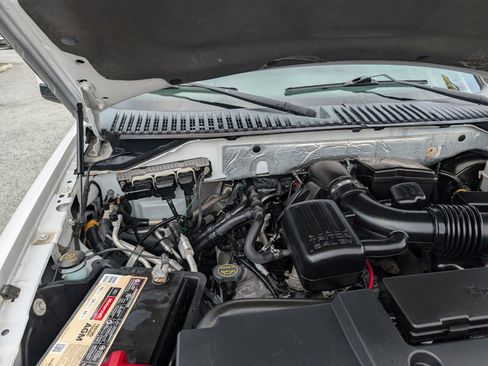 Used 2014 Ford Expedition Limited w/ Equipment Group 301A image 24