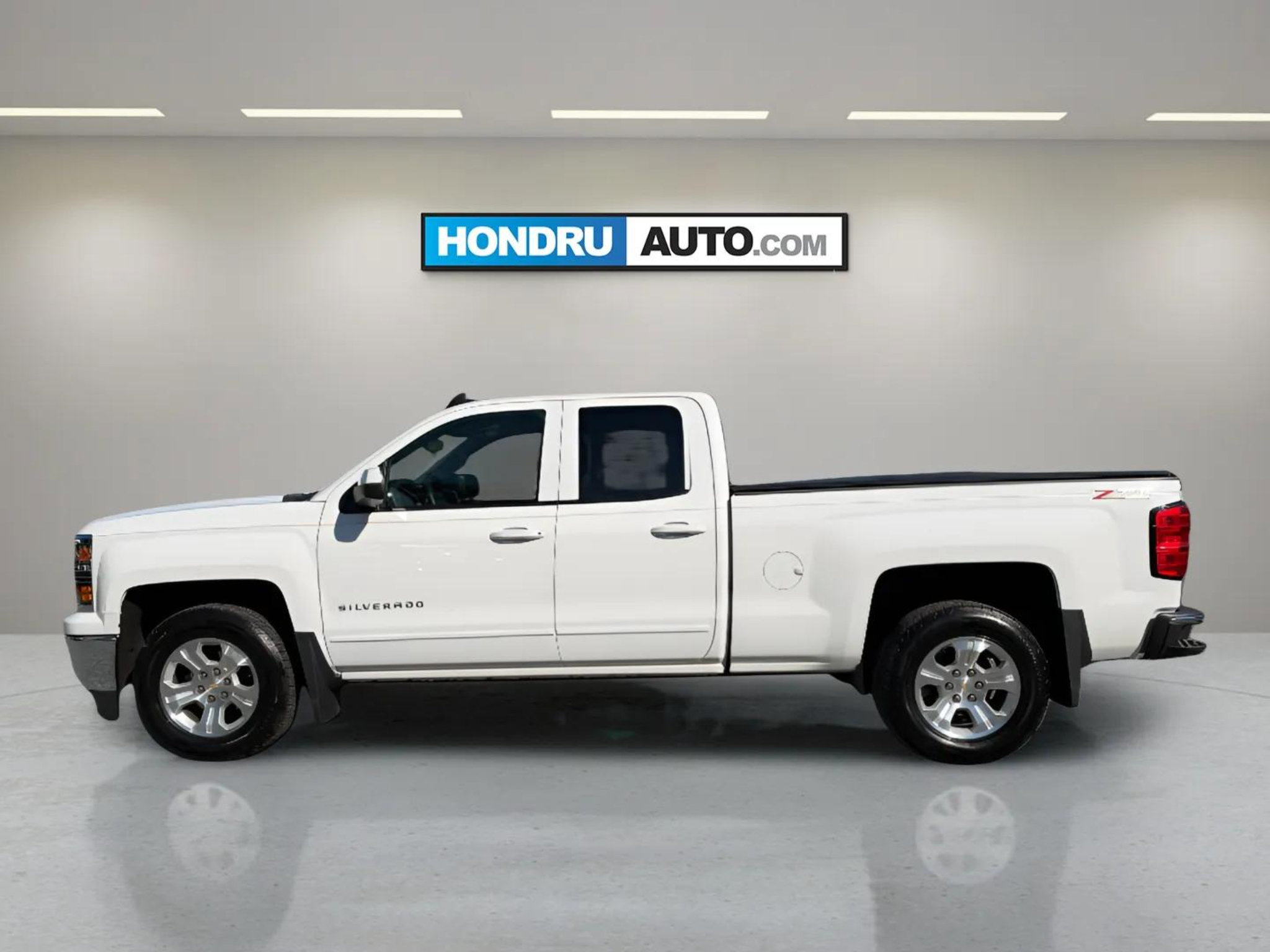 Used 2015 Chevrolet Silverado 1500 LT w/ All Star Edition AWD/4WD image 5