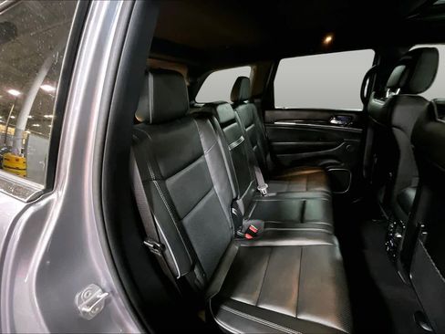 Used 2021 Jeep Grand Cherokee Overland AWD/4WD image 20