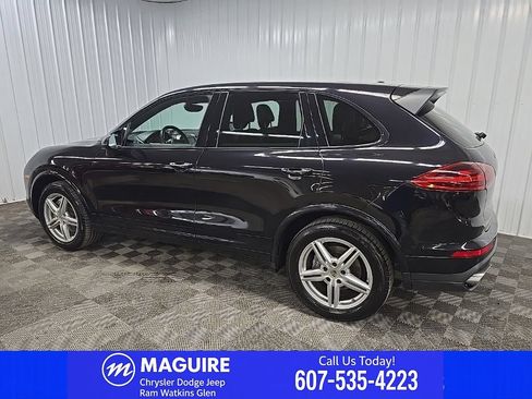 Used 2017 Porsche Cayenne Platinum Edition AWD/4WD image 5