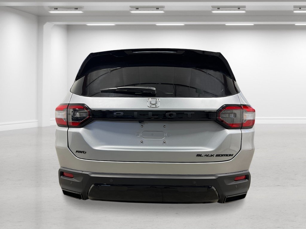 New 2026 Honda Pilot Black Edition image 4