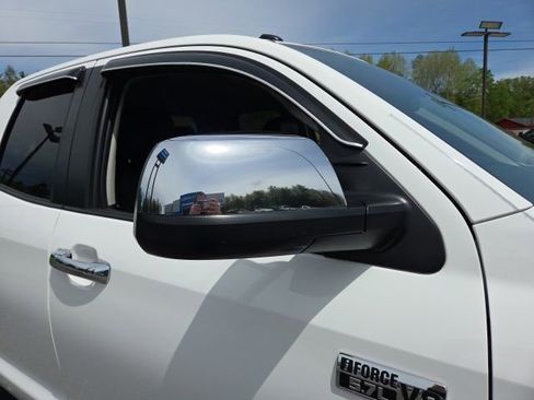 Used 2019 Toyota Tundra Limited w/ Limited Premium Package AWD/4WD image 38