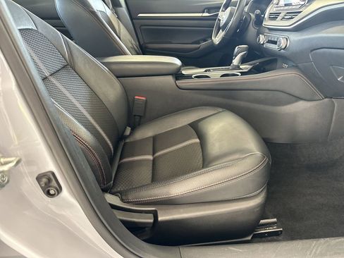 Used 2024 Nissan Altima 2.5 SR image 36