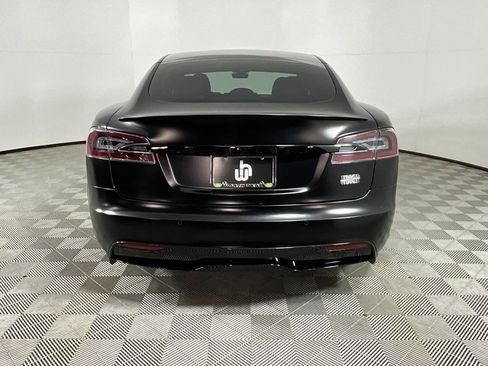 Used 2022 Tesla Model S Plaid image 8