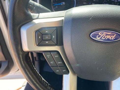 Used 2022 Ford F350 Lariat w/ Lariat Ultimate Package image 31