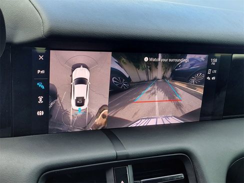 Used 2021 Porsche Taycan image 17