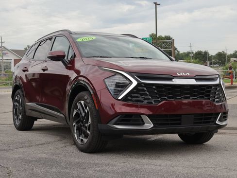 Certified 2025 Kia Sportage SX FWD image 1