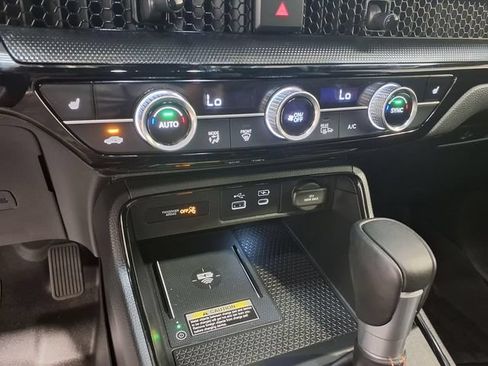 Certified 2025 Honda CR-V Sport Touring image 13
