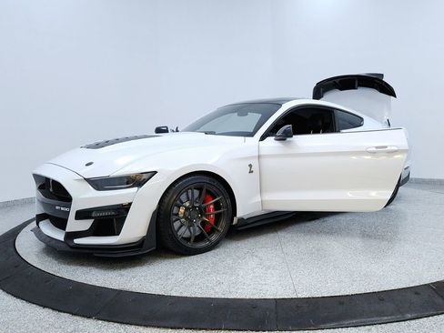 Used 2020 Ford Mustang Shelby GT500 w/ Technology Package RWD image 9