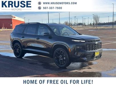 Used 2025 Chevrolet Traverse RS