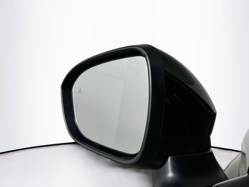 Used 2024 Nissan Ariya FWD image 16