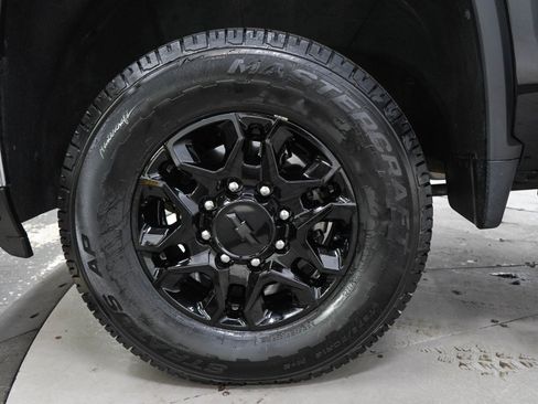 Used 2024 Chevrolet Silverado 2500 LT w/ Convenience Package AWD/4WD image 30