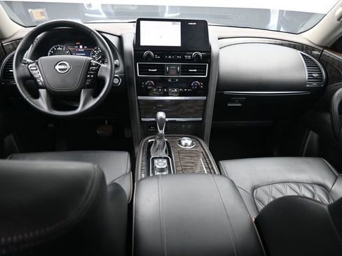 Used 2024 Nissan Armada Platinum w/ Captain's Chairs Package image 9