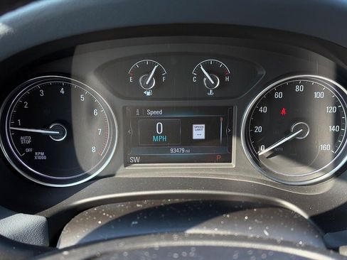 Used 2019 Buick Enclave Premium w/ Experience Buick Package FWD image 6