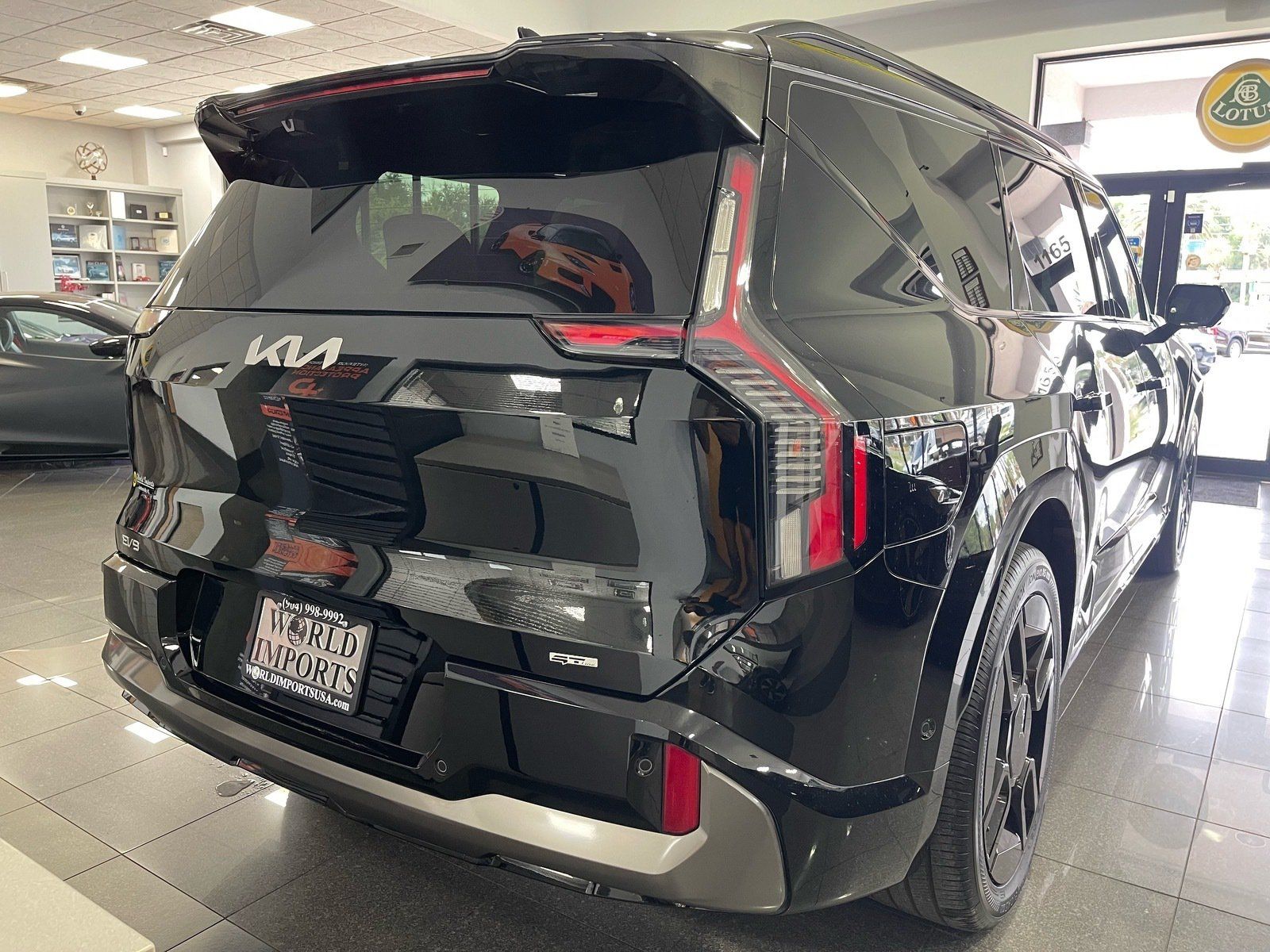 Used 2025 Kia EV9 GT-Line AWD/4WD image 18