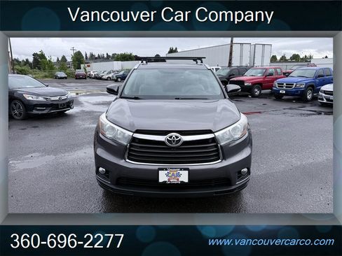 Used 2015 Toyota Highlander XLE AWD/4WD image 10