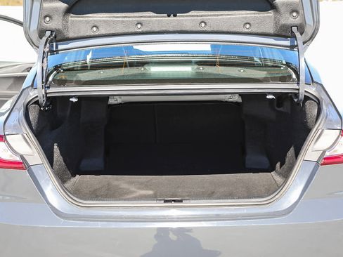 Certified 2025 Toyota Camry SE image 25