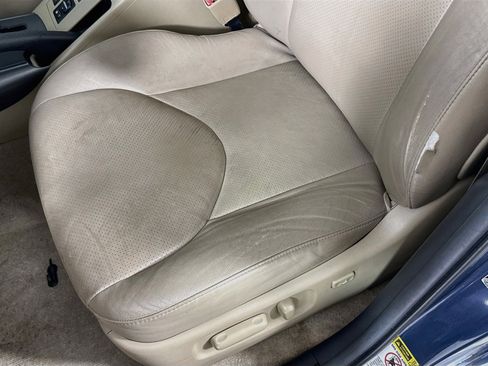 Used 2012 Toyota RAV4 Limited w/ Premium Plus Value Pkg FWD image 19