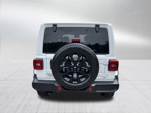 Used 2025 Jeep Wrangler Unlimited Sahara w/ Safety Group AWD/4WD image 6