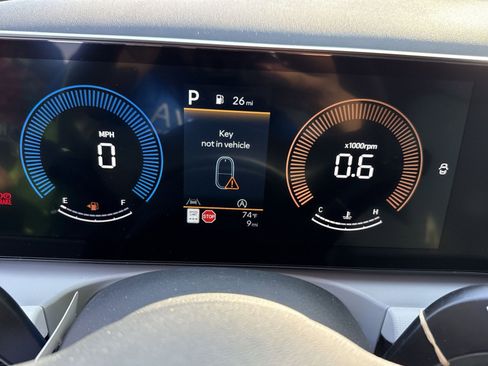 New 2026 Hyundai Tucson SEL FWD image 17