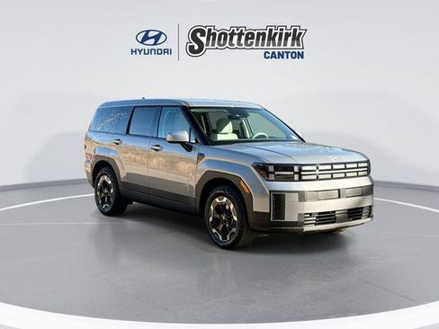 New 2026 Hyundai Santa Fe SE image 2