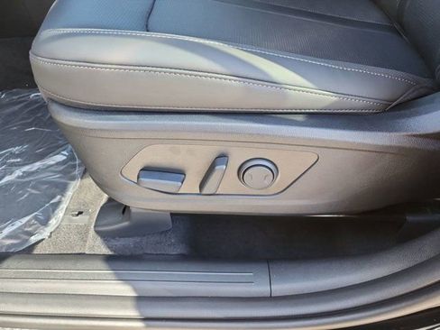 New 2026 Kia Sorento S image 14