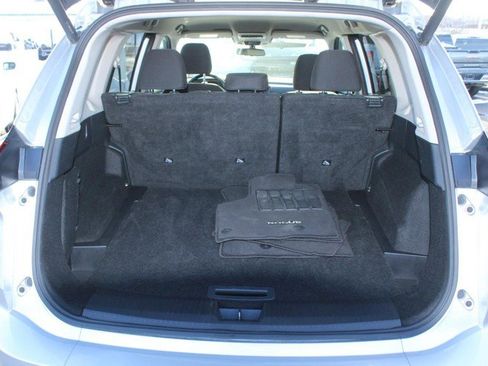 Used 2024 Nissan Rogue SV image 7