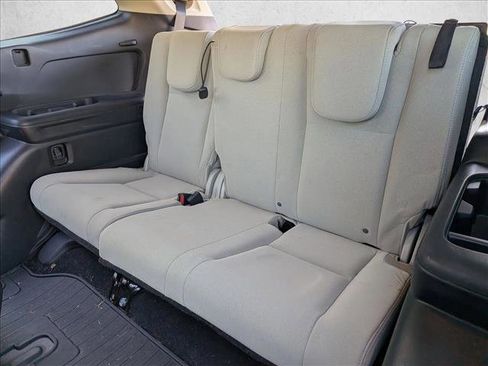 Used 2019 Subaru Ascent Premium w/ Popular Package #3 image 19