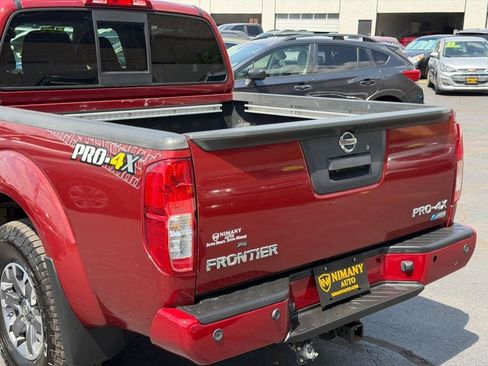 Used 2017 Nissan Frontier PRO-4X w/ Pro-4x Graphics Package AWD/4WD image 50