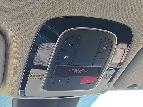 Used 2023 Hyundai Santa Fe SEL FWD image 31